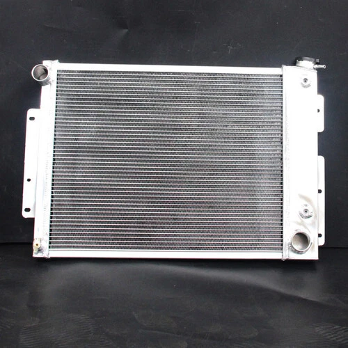 3Row Aluminum Radiator For Chevrolet Camaro Pontiac Firebird 67-69 62mm AT 337B — 第 2/4 张图片