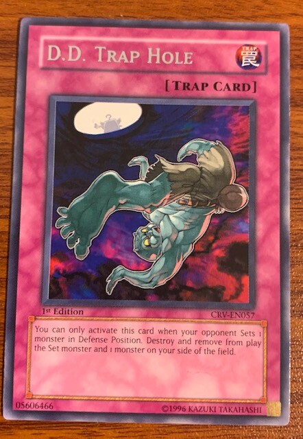 旧カード 2005 Yu Gi Oh Cybernetic Revolution 1st Edition D.D. Trap Hole