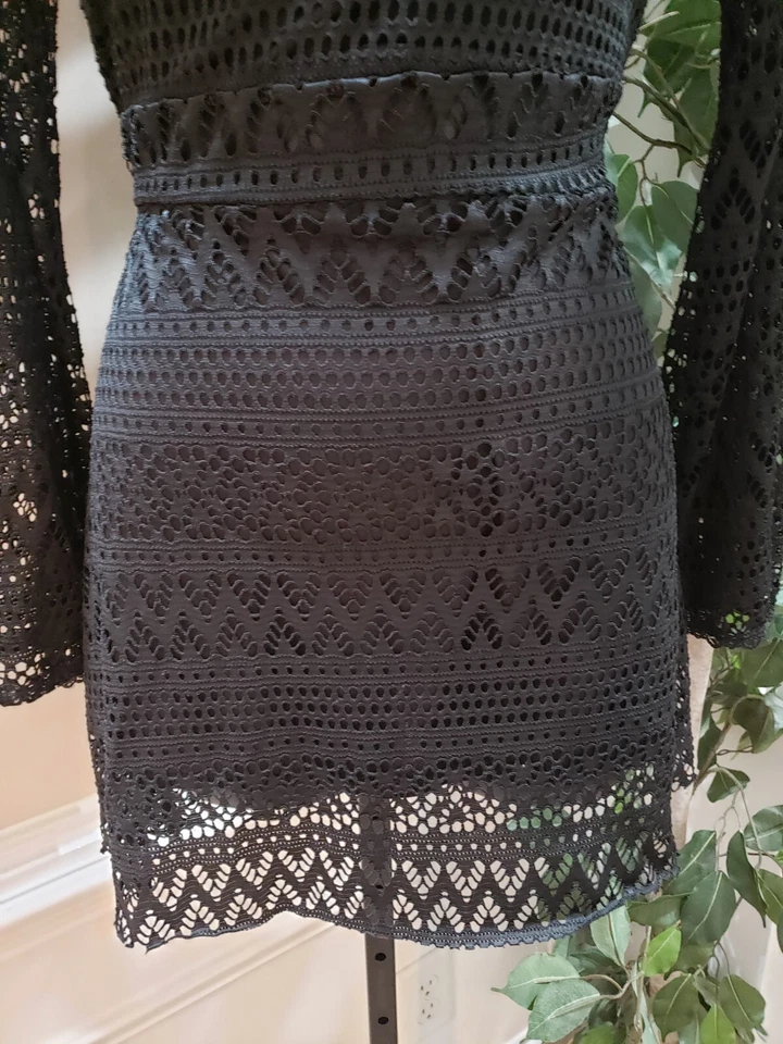 Vestido para mujer Love Culture negro poliéster cuello redondo manga larga hasta la rodilla S Foto 3 de 4