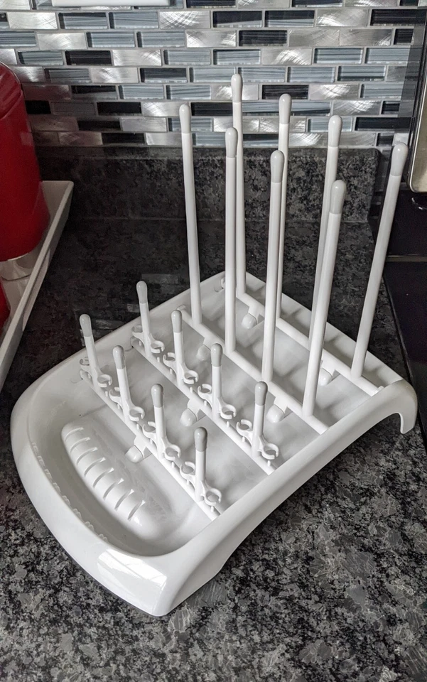 Estante de secado plegable para encimera de biberón Munchkin Foto 3 de 4