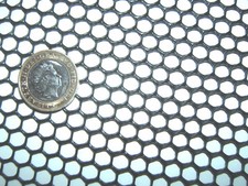 BLACK 25cm x 40cm SEMI-RIGID HDPE 7mm HEAVY DUTY PLASTIC MESH SCREEN FISH FILTER