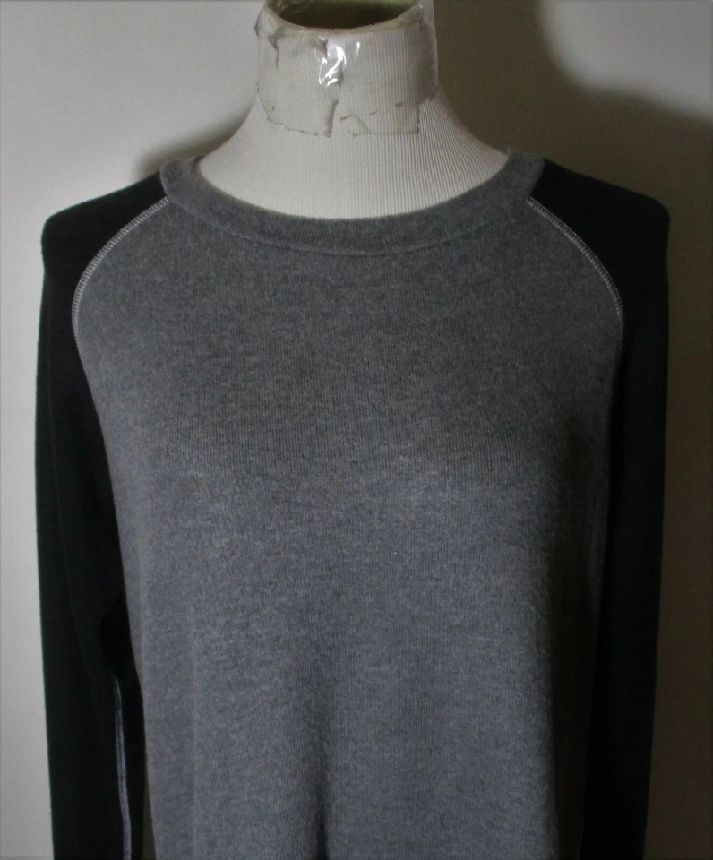 Blusa LNA cinza preta tencel manga longa elástica tamanho M - Imagem 2 de 4