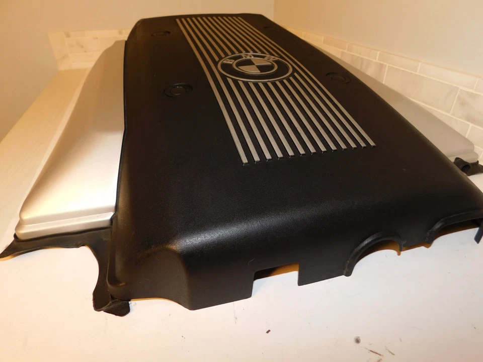BMW E39 96-98 540i ENGINE COVER SOUND PROTECTION CAP OEM, 11611435012 - Изображение 3 из 4