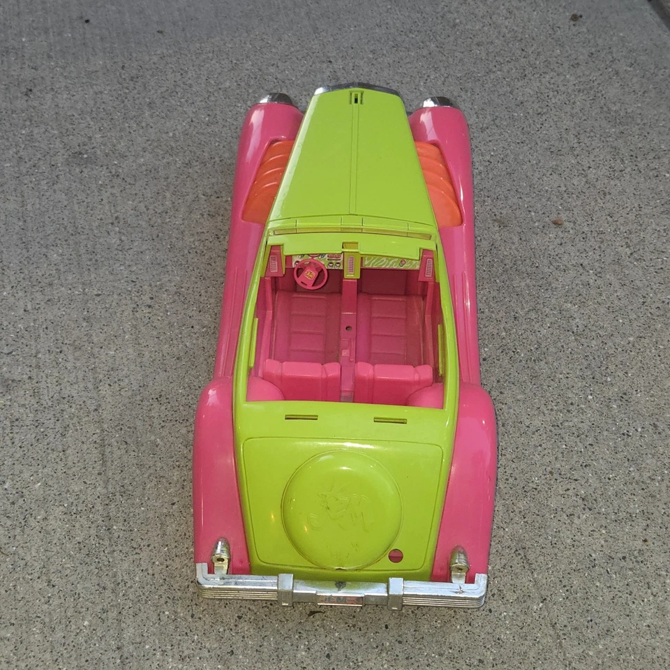 JEM and the Holograms Rockin' Roadster CAR 1986! Con radio Foto 4 de 4