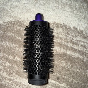 Dyson Round Volumizing Hair Brush Attachment Detangling Black/Purple