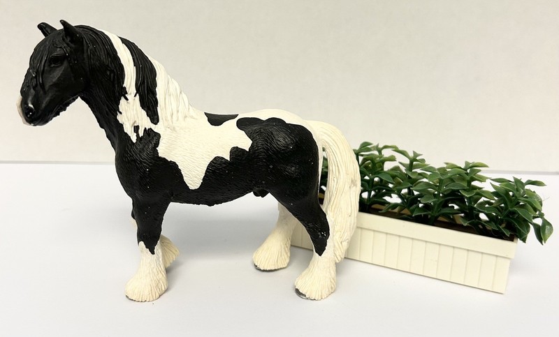 Schleich TINKER Clydesdale Horse 13791 Black & White Retired 2007 BONUS Planter