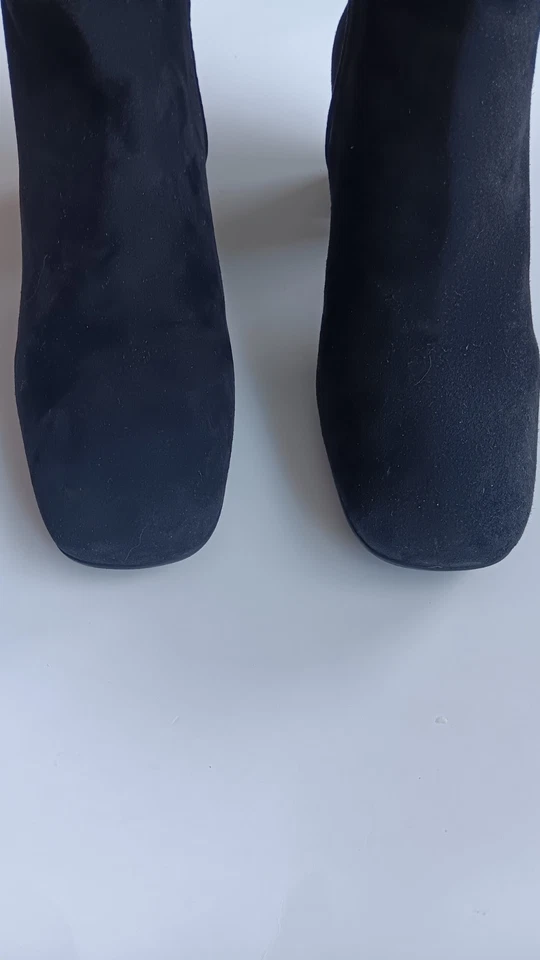 普拉达黑色麂皮绒方头拉链经典踝靴 2 码 8 或 38 码 — 第 3/4 张图片