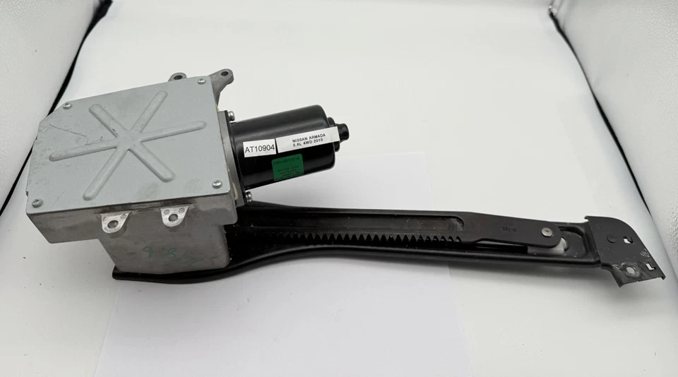 Motor de control de puerta levadiza de portón trasero OEM 05-15 Nissan Armada Infiniti QX56 Foto 2 de 4