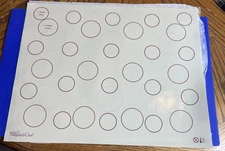 PAMPERED CHEF Reversible Cookie Mat W/Unbranded Blue Baking Mat BOTH SILICONE