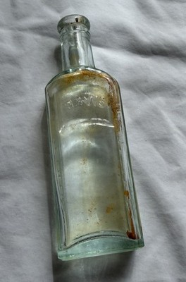Antique Perry Davis Vegetable Pain Killer Clear Bottle Empty