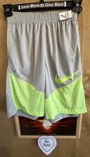 NWT Nike CJ7811-077 Dri-Fit boys XL gray green basketball short stretch drawstri