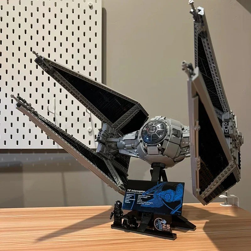 TIE Fighter jeu de construction 1931 pièces pour bureau et salon