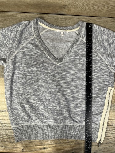 VICTORIA'S SECRET Short Sleeve Gray Sweatshirt Women's XSmall Side-Zipper Shirt - Picture 8 of 13