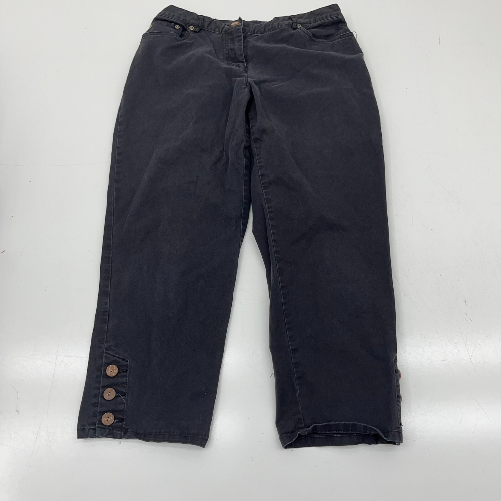 Ruby Rd Black Cropped Button Leg Capri Pants Wome… - image 1