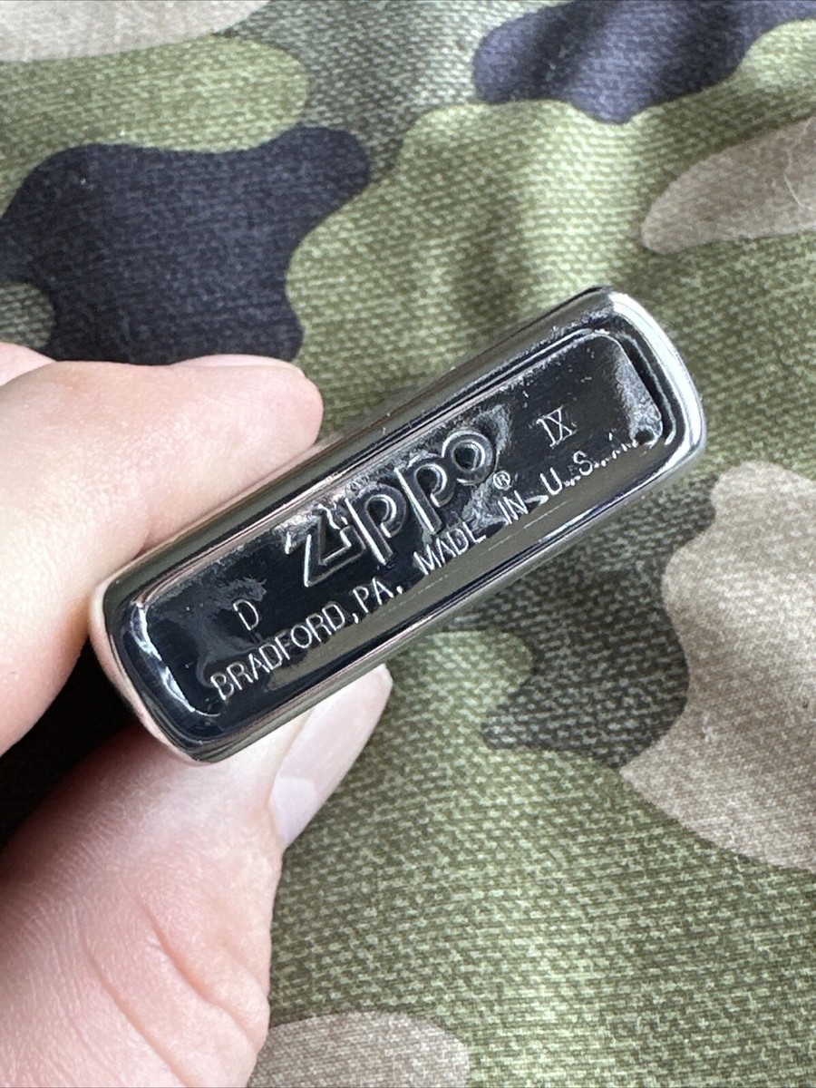 コレクション ZIPPO/STERLING1993/MADE-IN-U.S.A Vtg 1993 Zippo Cigarette Lighter Ultralite Black/Gold