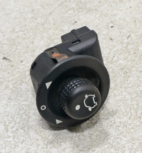 FORD Focus I DFW Stufenheck Bj 00 Schalter spiegel Verstellung #64670-B114