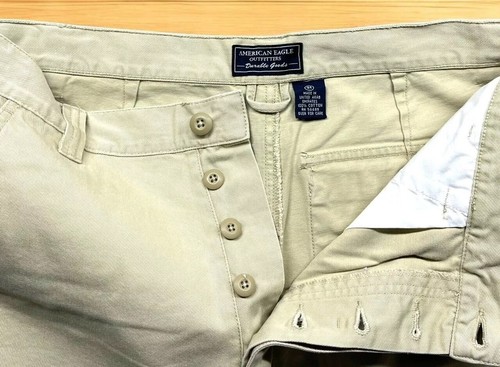 American Eagle Outfitters Chino Cargo Shorts Men's 31 Beige Cotton Button Fly - Picture 3 of 10