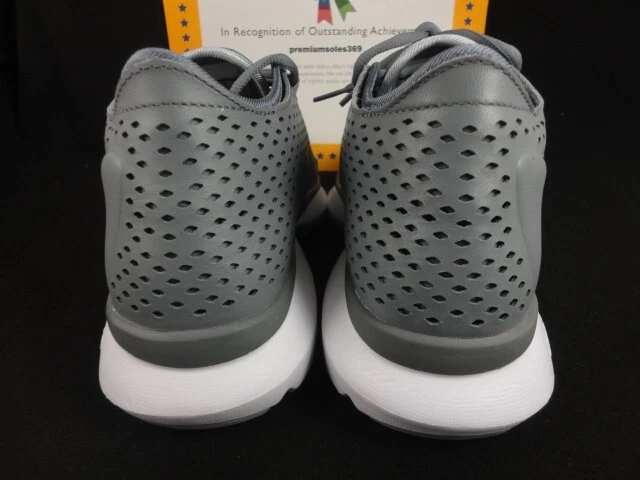 Nike Jordan Flow, Gris Fresco / Blanco - Negro - Gris Lobo, 2016, Zoom, Talla 10 Foto 4 de 4