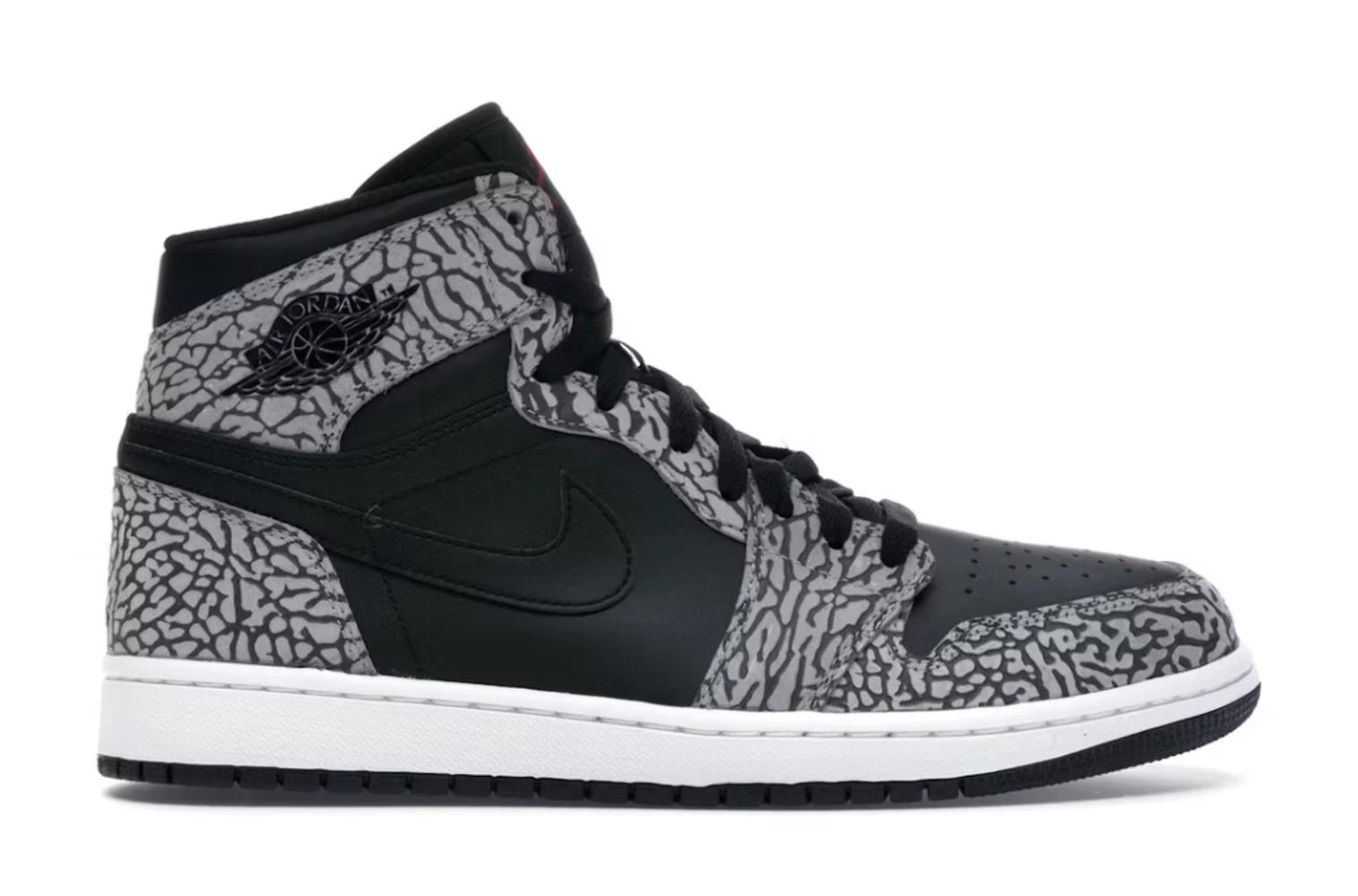Air Jordan 1 Retro Un Supreme 2016 (PORTÉ)