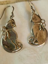sterling silver adorable cat earrings have a bow around their neck whimsical...