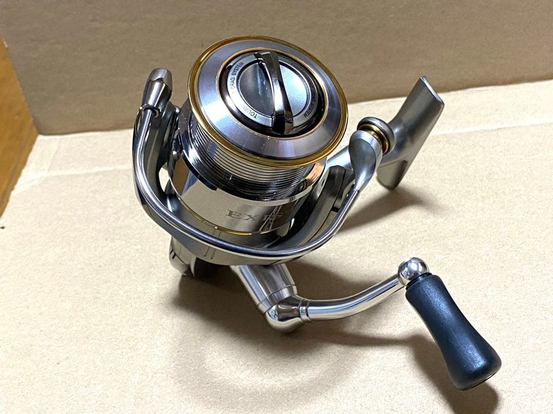 Daiwa 05 Exist 2506 Spinning Reel Japan Used Excellent with Case