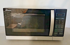 Sharp Mikrowelle R 742 (IN) W mit Grill 25 Liter neu B Ware