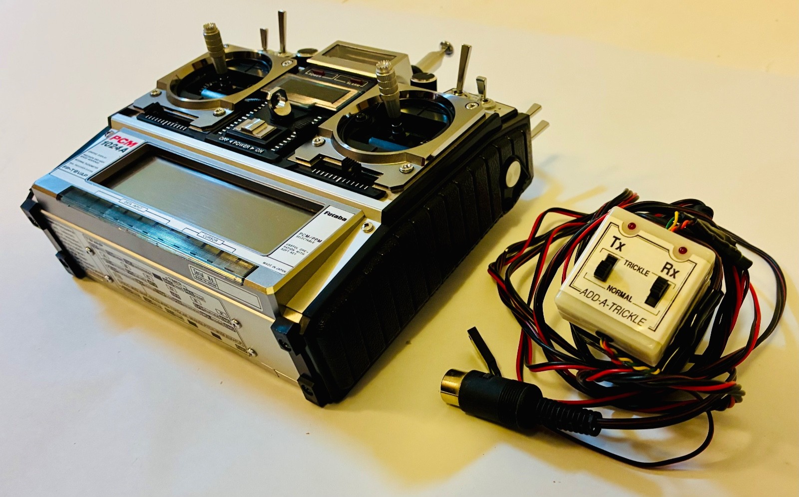 Collectible Futaba FP-T9VAP  PCM 1024A model airplane transmitter untested