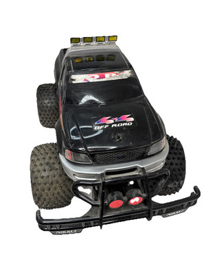 NIKKO Ford F-150 4x4 Off Road R/C Truck No Controller Battery Charger