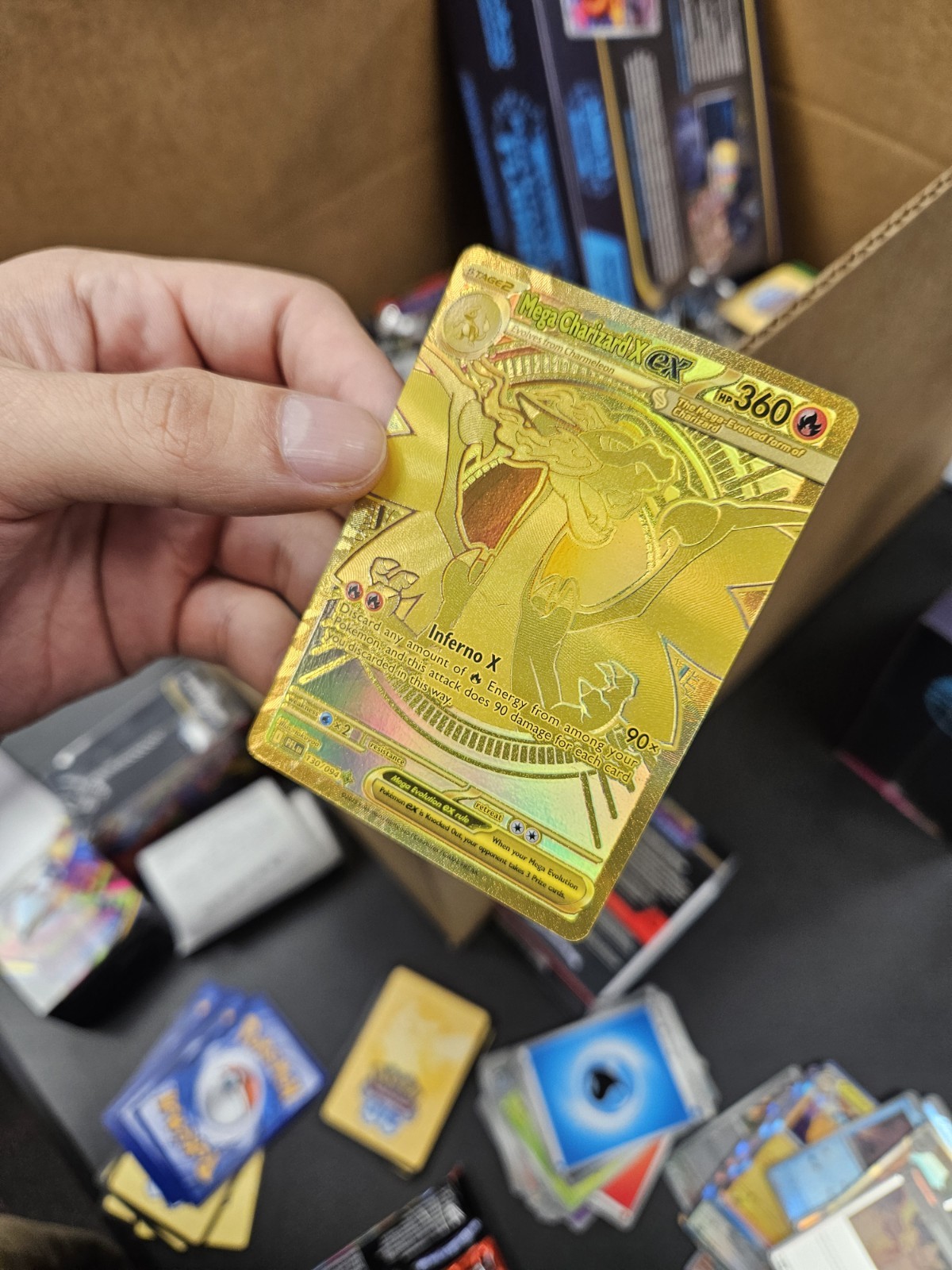 1 out 100 Pokémon Mega Charizard EX Full Art 130,30 Card Pack Holo Foil English