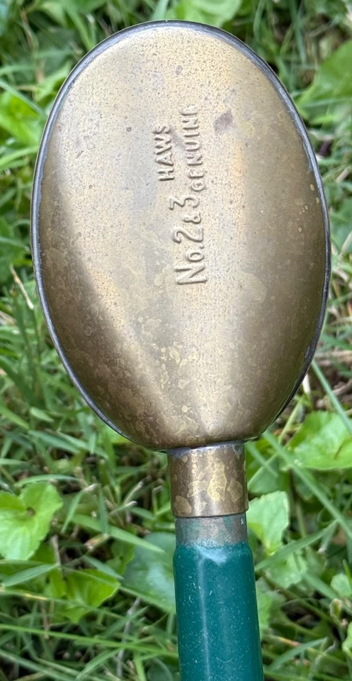 Regadera verde vintage HAWS Inglaterra metal no. Rosa de latón desmontable de 2 y 3 Foto 3 de 4