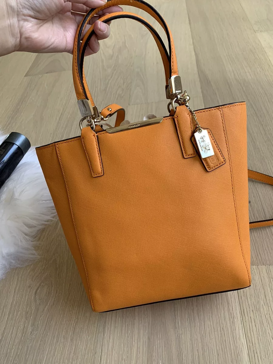 Coach saffiano online leather
