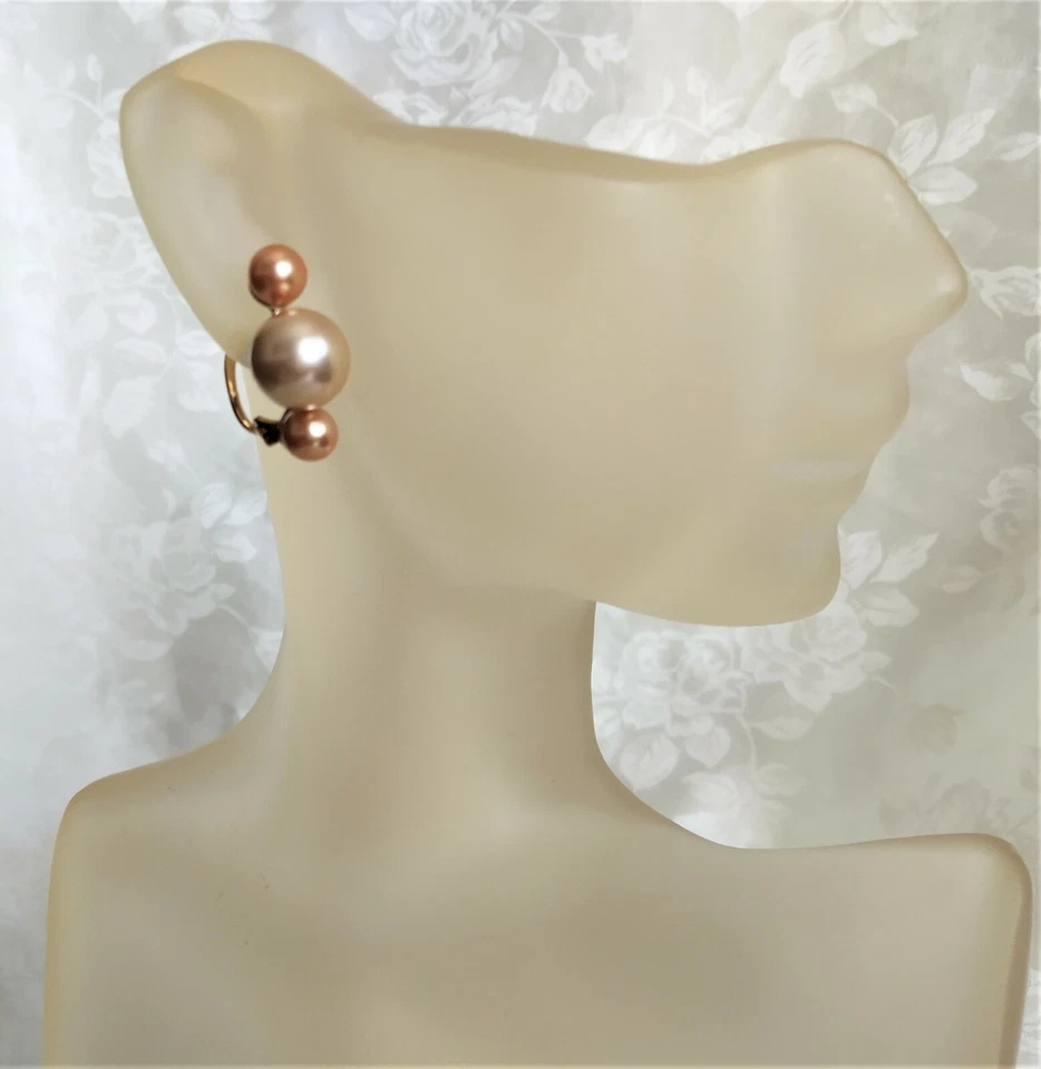 TRIPLE STUD WHITE/GOLD MAJORCA/MALLORCA PEARL EARRINGS GOLD FILLED CLIP-ON BACK - Image 2 of 4