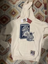 Mitchell & Ness Cooperstown Collection New York Yankees Limited Edition Hoodie M