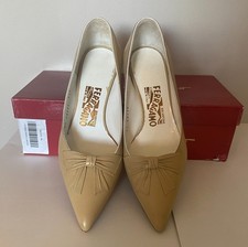 Vintage Salvatore Ferragamo Calfskin Leather "Carla" Kitten Heels Size 5 1/2