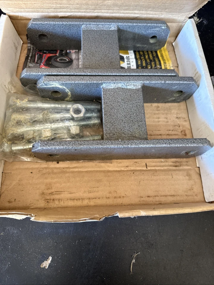 Kit de manilha de mola Warrior 112 folha frontal para 76-95 CJ5 CJ7 Samurai Scrambler - Imagem 2 de 2