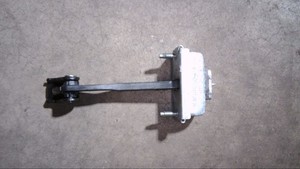 Türfangband Vorne Links 3M51R23500AJ Ford Focus Turnier 2.0 Tdci DPF Bj 2010