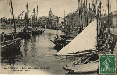 CPA Le Croisic vue du port a Maree haute SCHIFFE (783482)