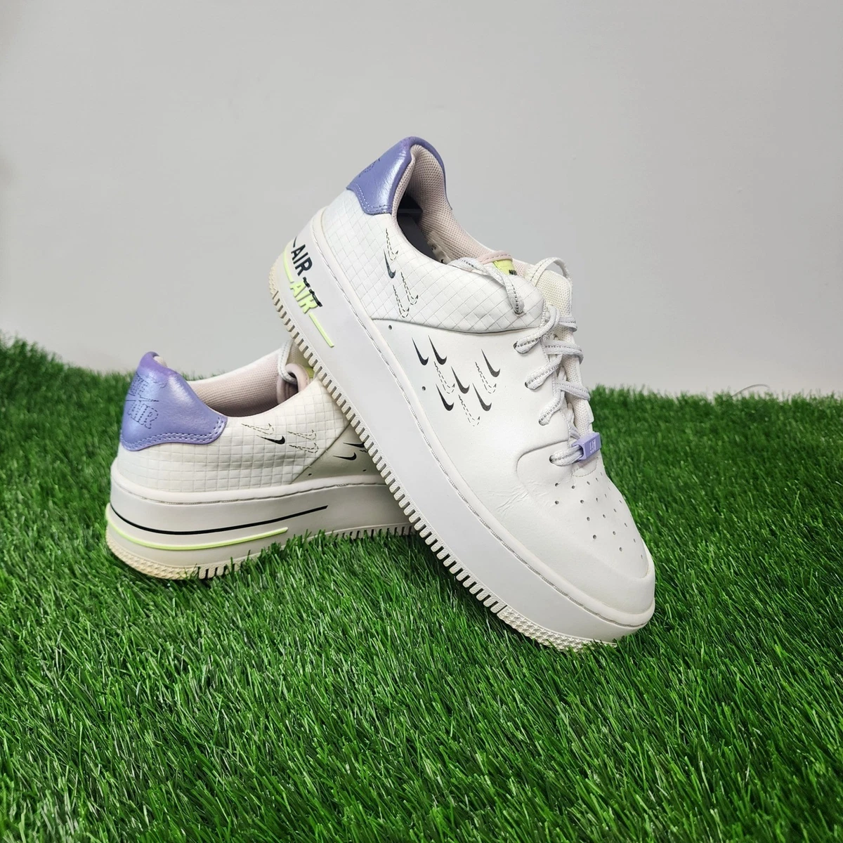 Preços baixos em Nike Air Force 1 Sage White | eBay