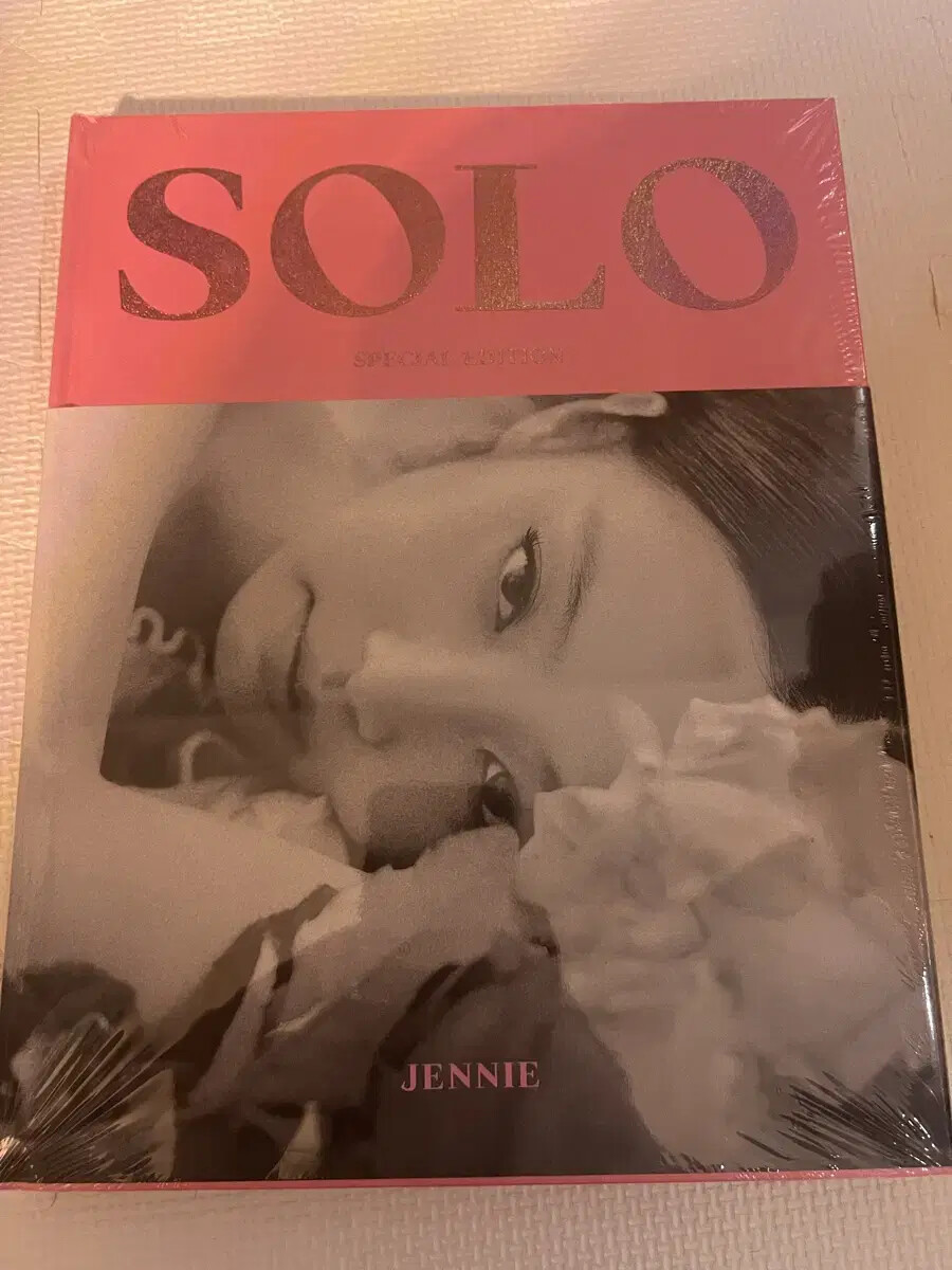 blackpink Unopened jennie photobook | eBay
