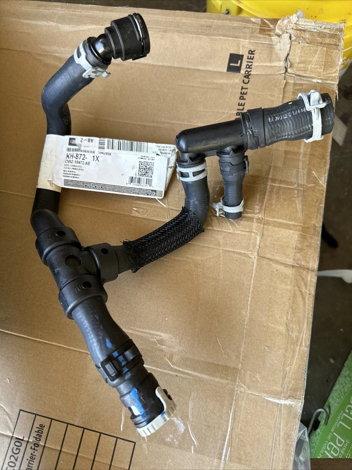 Шланг нагревателя ОВКВ Motorcraft KH-872 подходит для Ford Escape 14–16 годов выпуска 1,6 л-L4 - Изображение 2 из 2