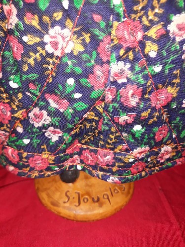 Grand santon en terre cuite "PORTEUSE DE BERCEAU " SIMONE JOUGLAS" 34 cm N°5 - Foto 7 di 9