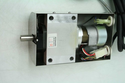 IAI 12RS-30-360-100-ISAC Rotary Servo Driven Actuator 360 Degree 100W - Picture 5 of 7