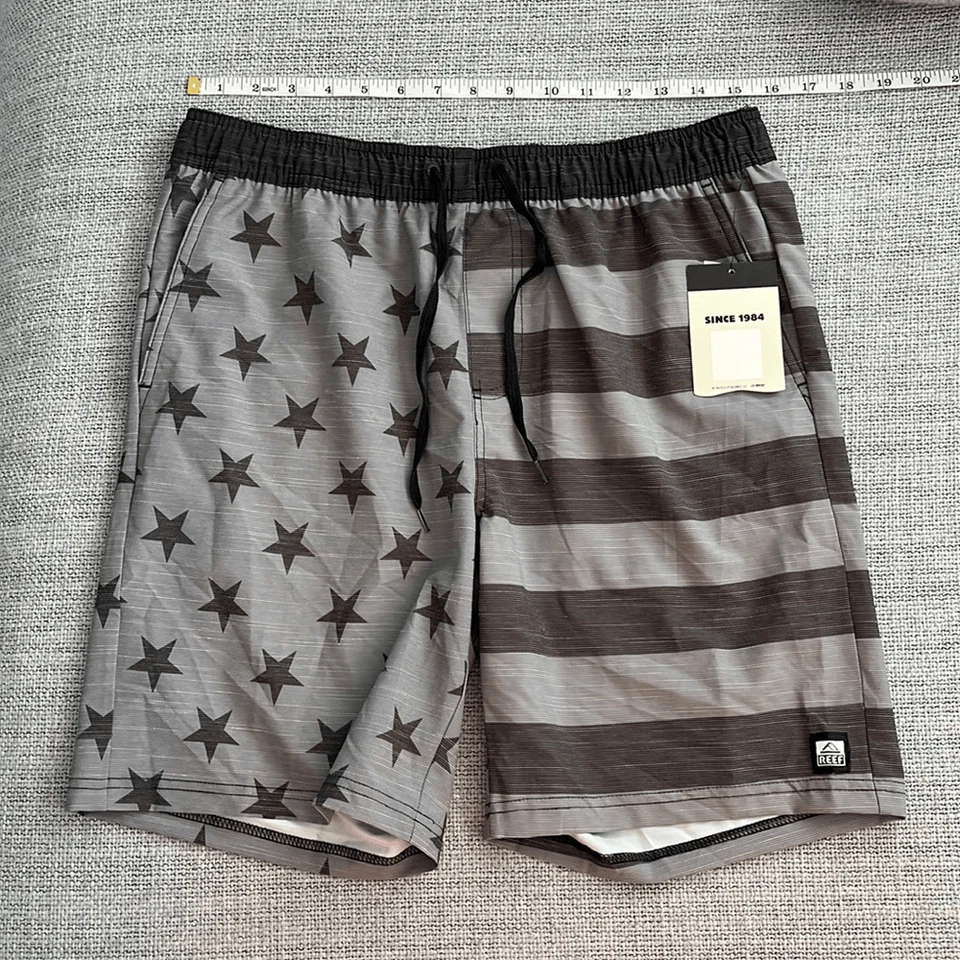 Bañador Reef Para Hombre Talla Pequeña Hancock E Cintura Bandera Negro Gris Traje de Baño Pantalones Cortos Foto 2 de 4