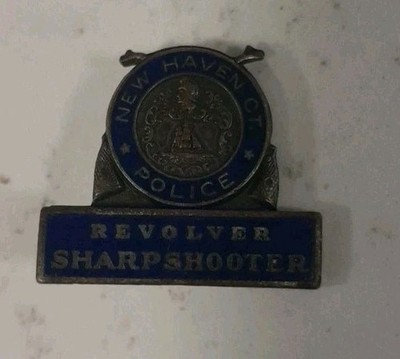 Rare Vintage New Haven CT Police Revolver SHARPSHOOTER Enamel Pin Badge