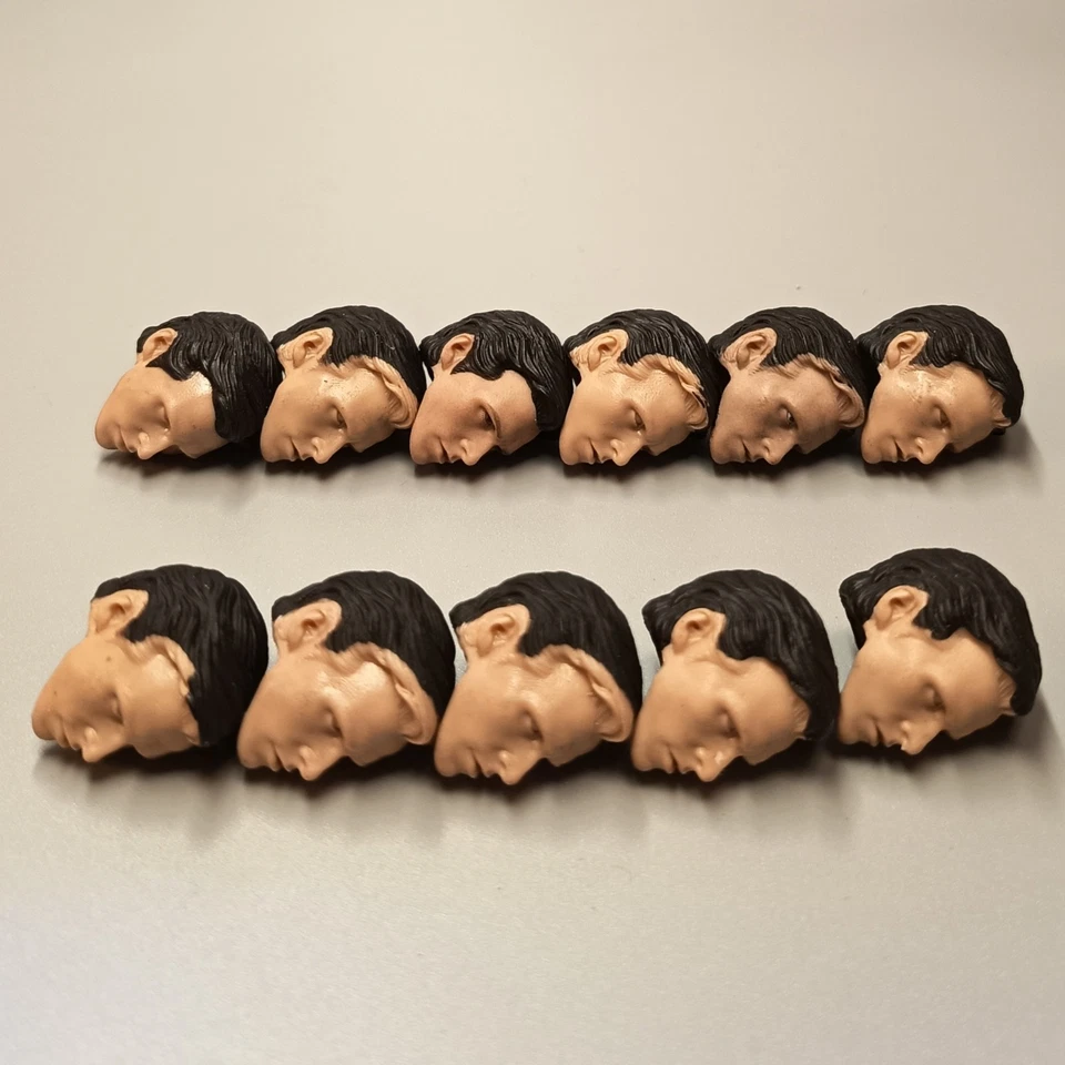 Mezco One 12 Caballero Oscuro BRUCE WAYNE CABEZA ESCULPIDA Parcialmente Pintado Lote de 11 Foto 3 de 4