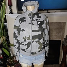 NWT. Nike Camo Camouflage Full Zip Hoodie Youth Boys Large AJ4185-063