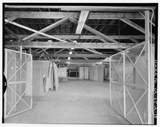 18. First floor, north end depicting truss system - Norfolk Naval Shipyard,
