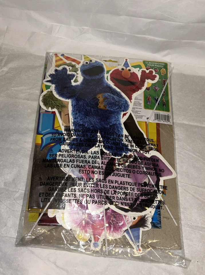 SETTER DE ESCENA DE ESTRELLAS CALLE SÉSAMO con accesorios (17 piezas) ~ suministros para fiesta de cumpleaños Elmo Foto 2 de 4