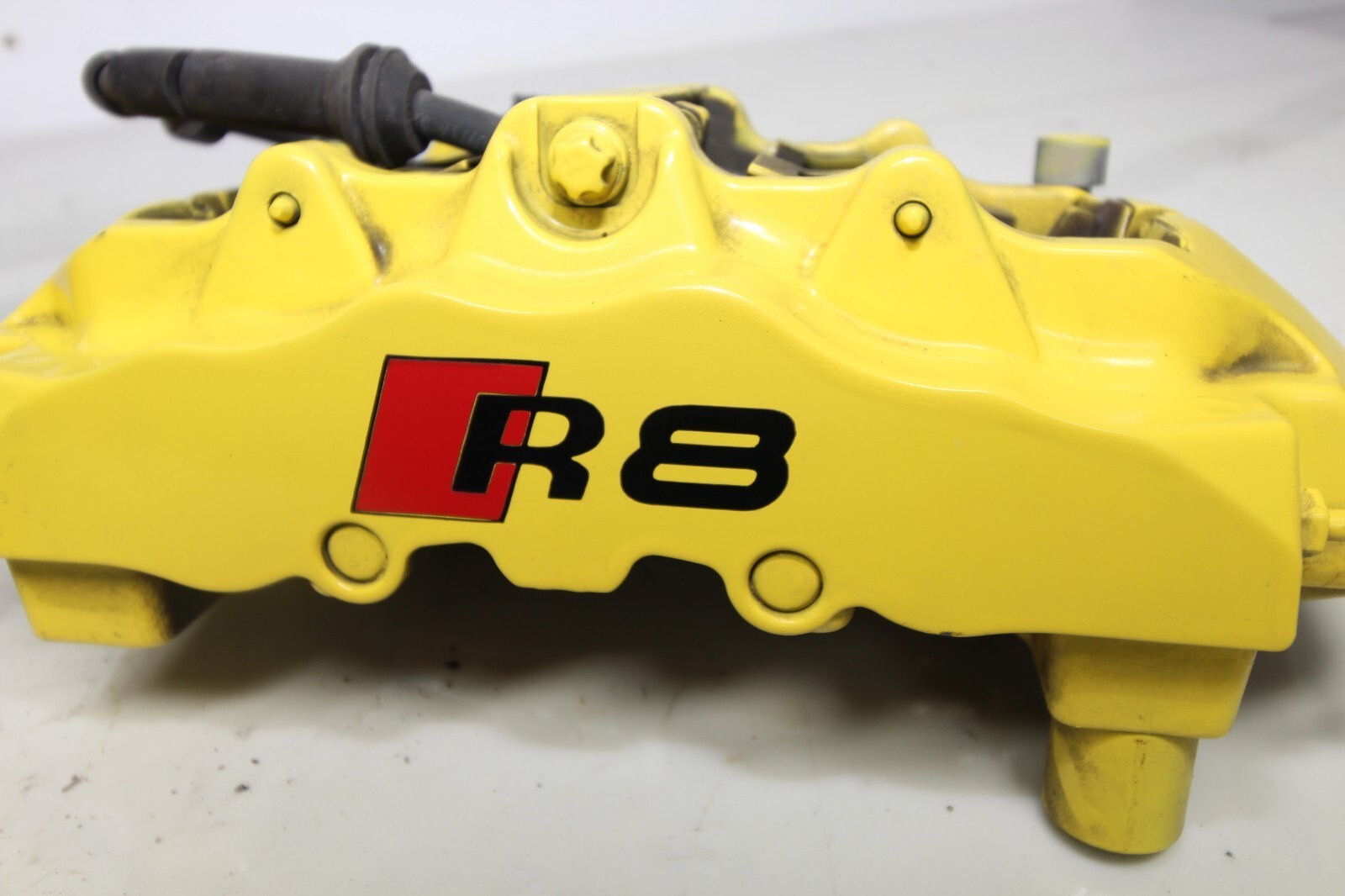 Audi R8 RWS 2017-2021 Front Right Brembo brake calipers with pads Set