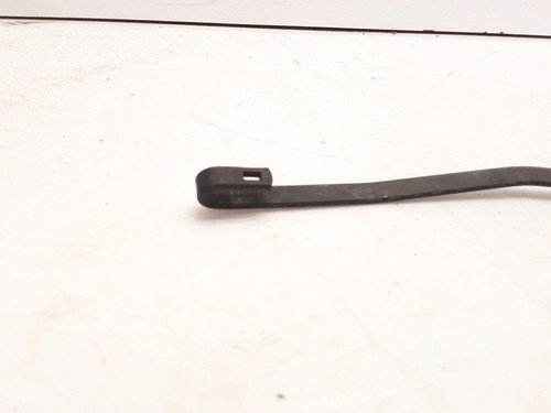 Hyundai Elantra MK3 2.0CRDi 83kW Hatchback 2003 Rear Wiper Blade Arm - Picture 4 of 6